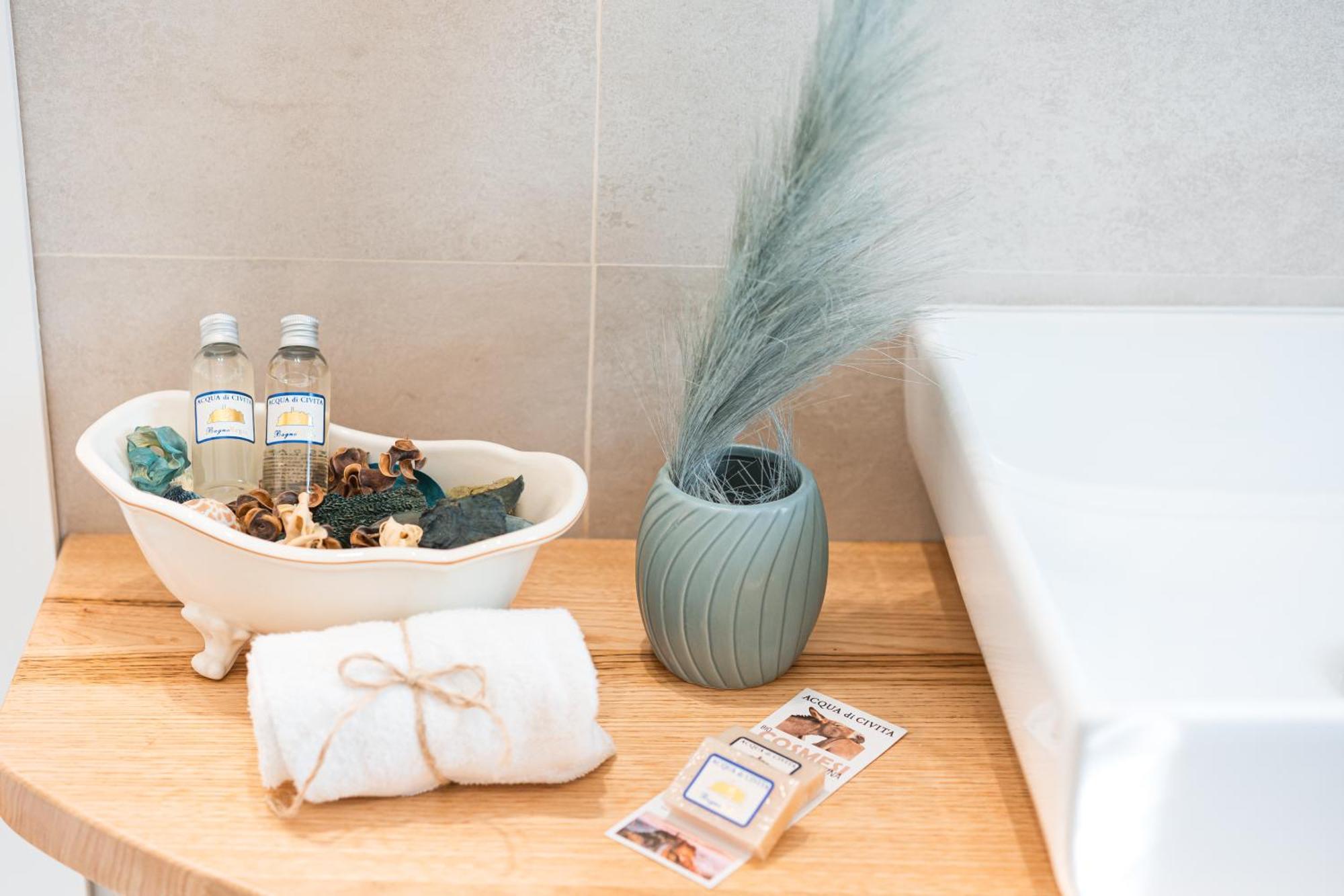 Acqua Di Civita Beauty & Rooms Il Ponte Bagnoregio Exterior photo